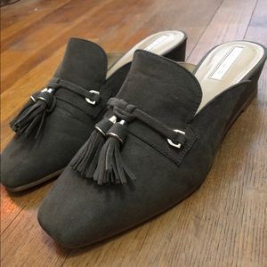 Tahari reveal suede shoes